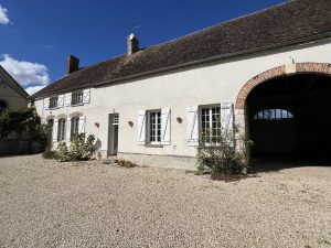 Authentique propriété Bourguignonne à 1h au sud de Paris